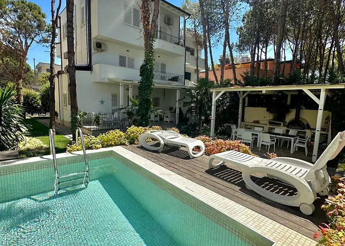 Villa Sea Treasure Golem (Tirana)